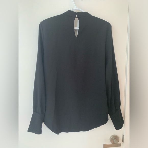 Cut out neck Zara top - Picture 3 of 3